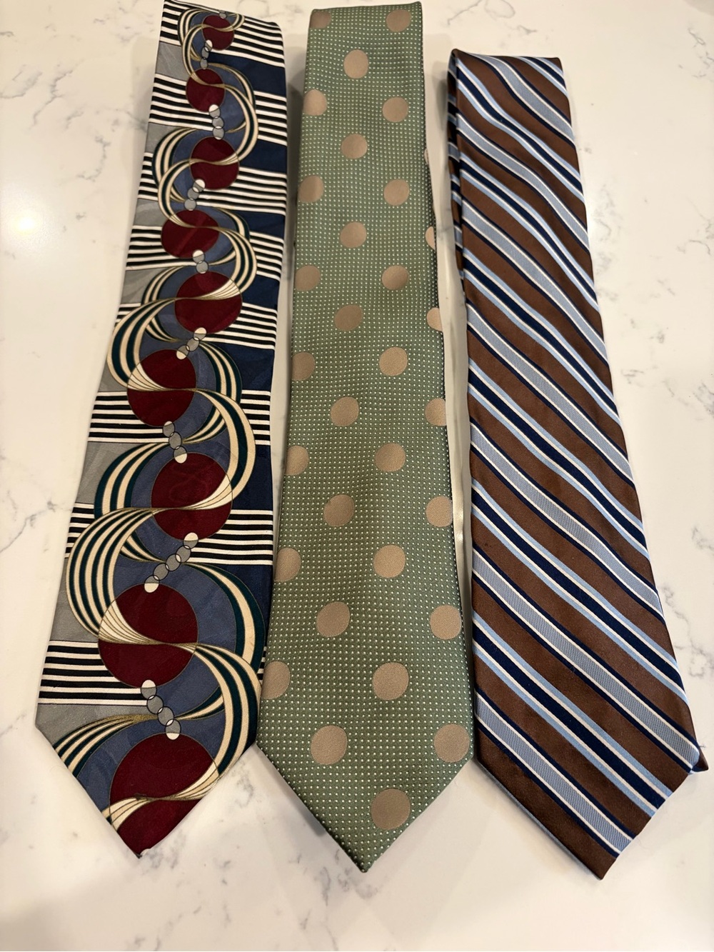 silk ties- SCREENPLAY BY MARTIN WONG, PERRY ELLIS, IZOD SILK tie bundle